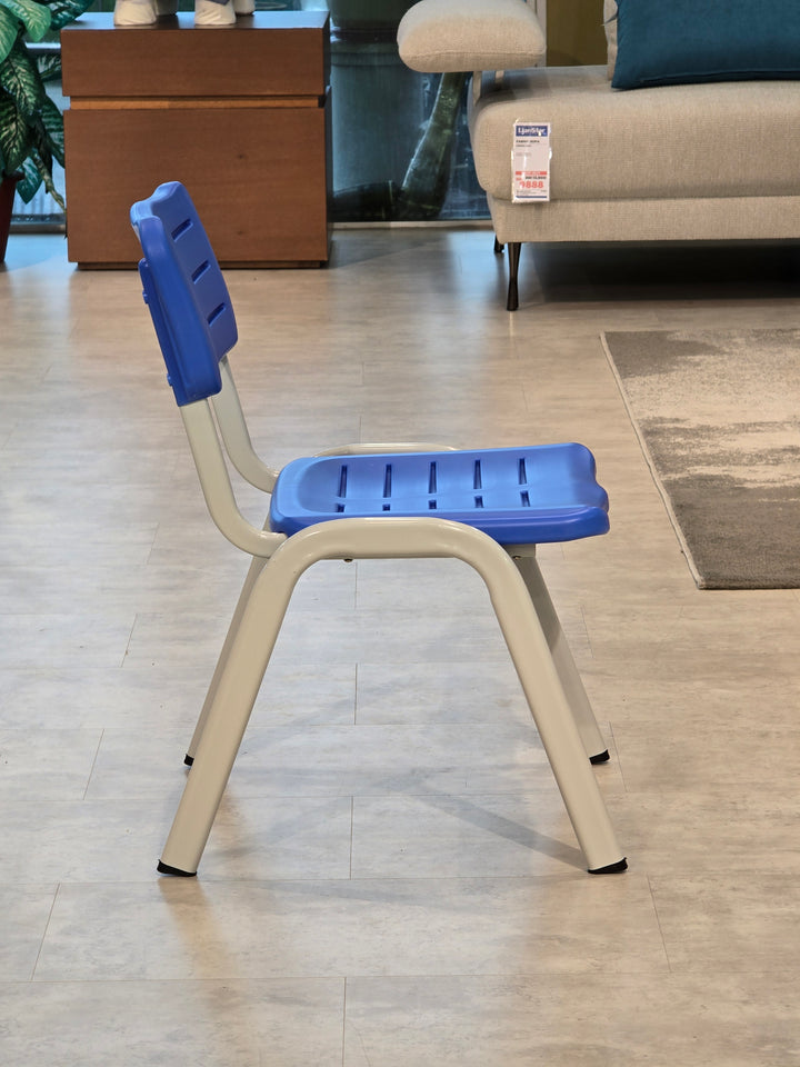 Perabot sekolah — meja dan kerusi murid (school furniture) Lian Star Sarawak