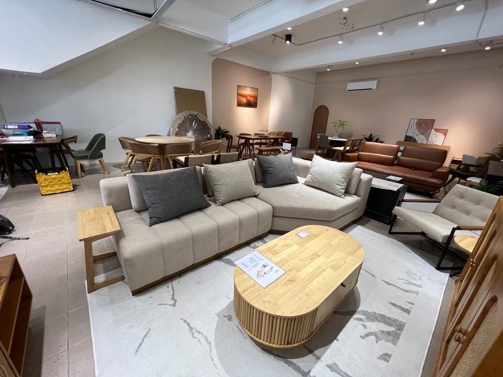 RHANOS Sectional Sofa