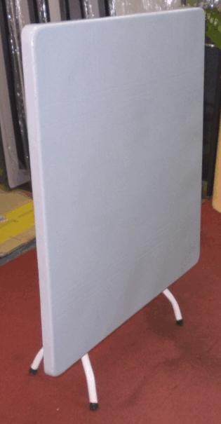 3V Plastic Folding Table (Square)