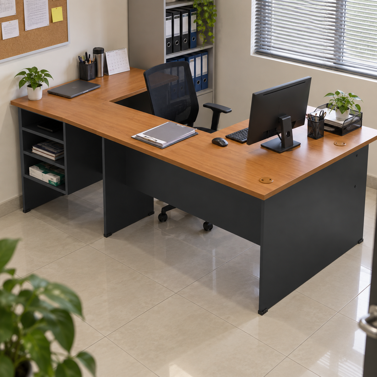 G-Series side return table connected to a standard main desk in a Malaysian office